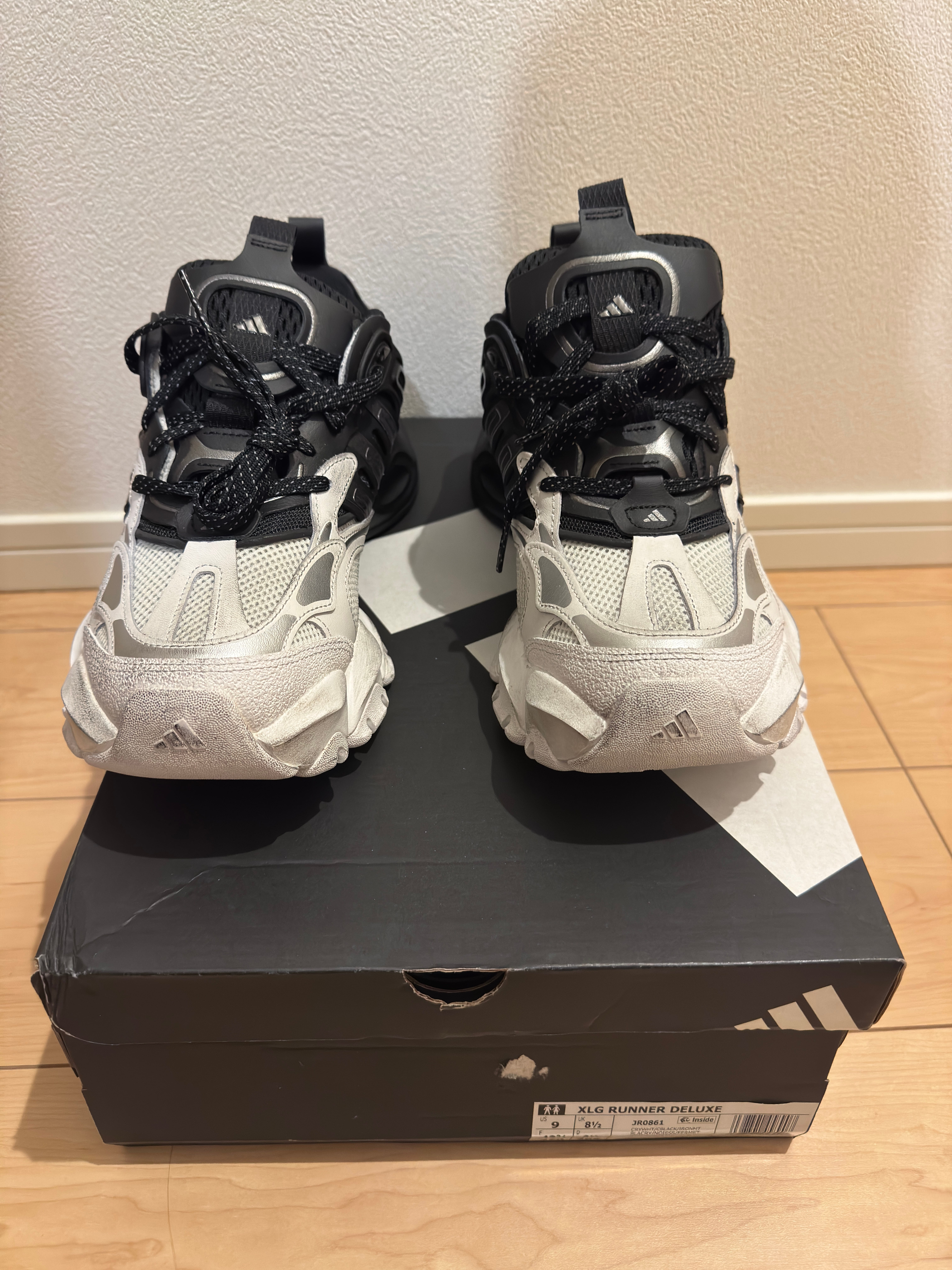 アディダス XLGランナー デラックス "ホワイト/ブラック"