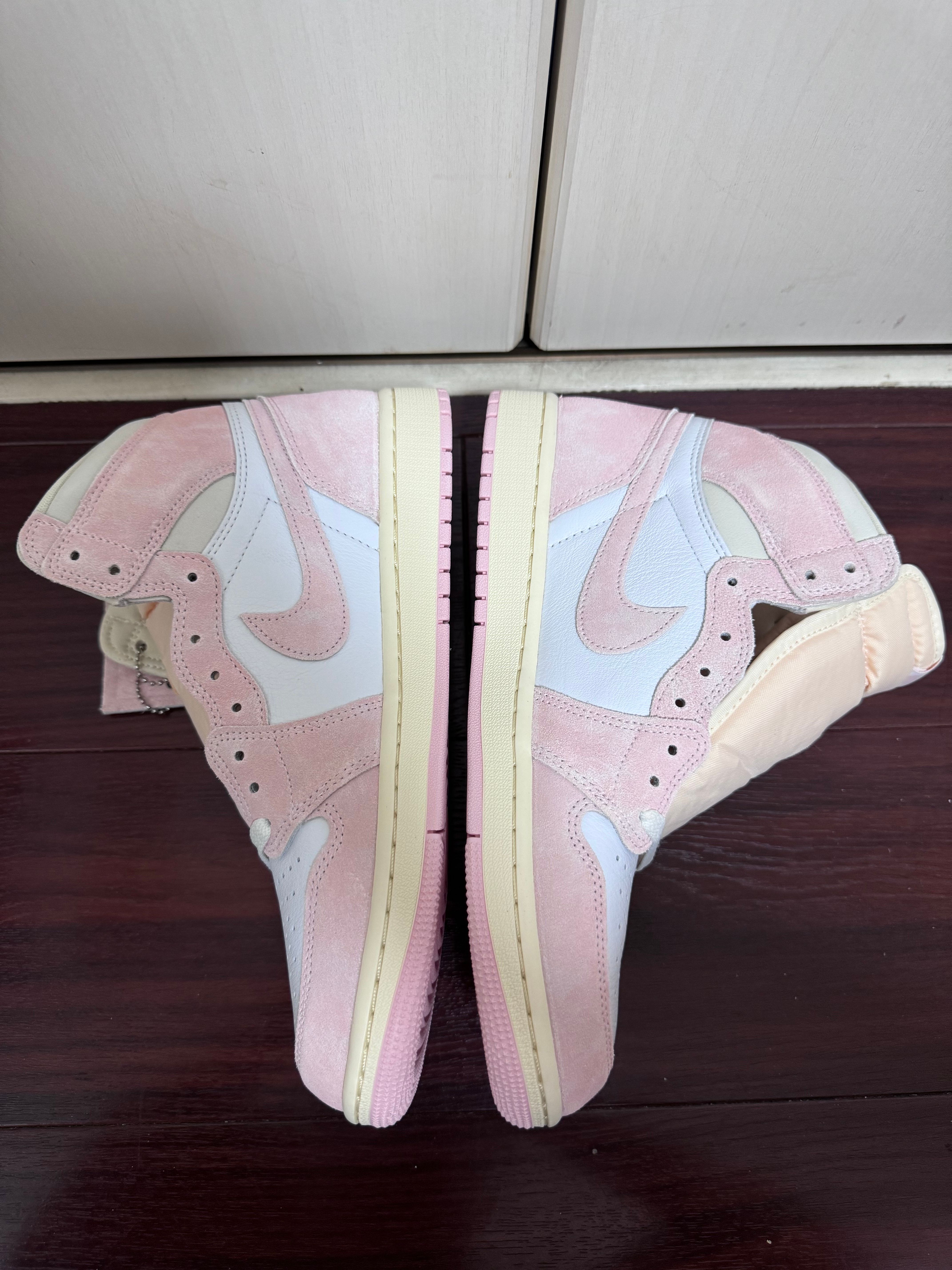Nike Women's Air Jordan 1 Retro High OG "Washed Pink"