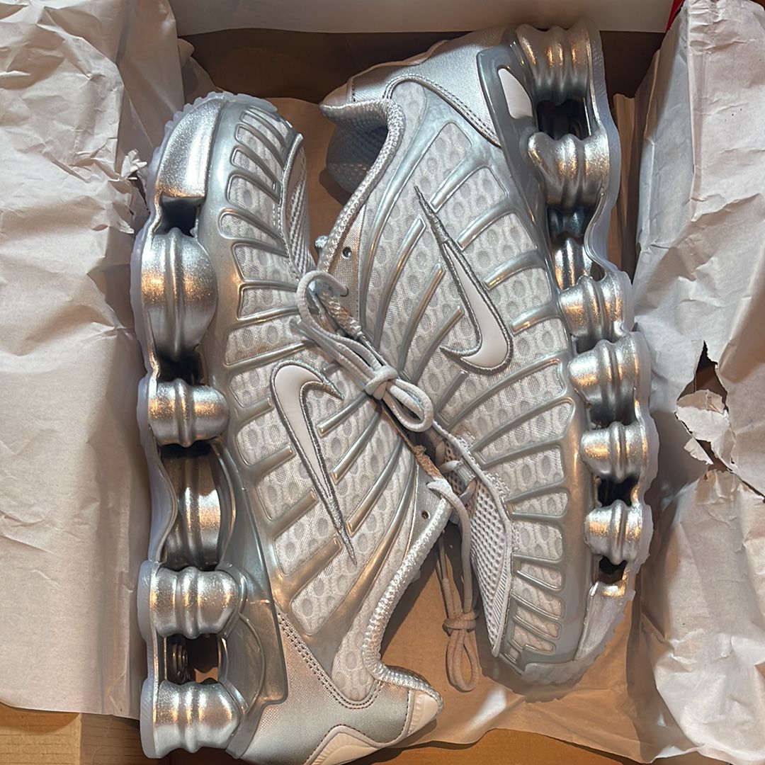 Nike Women's Shox TL "Pure Platinum and Metallic Silver"
