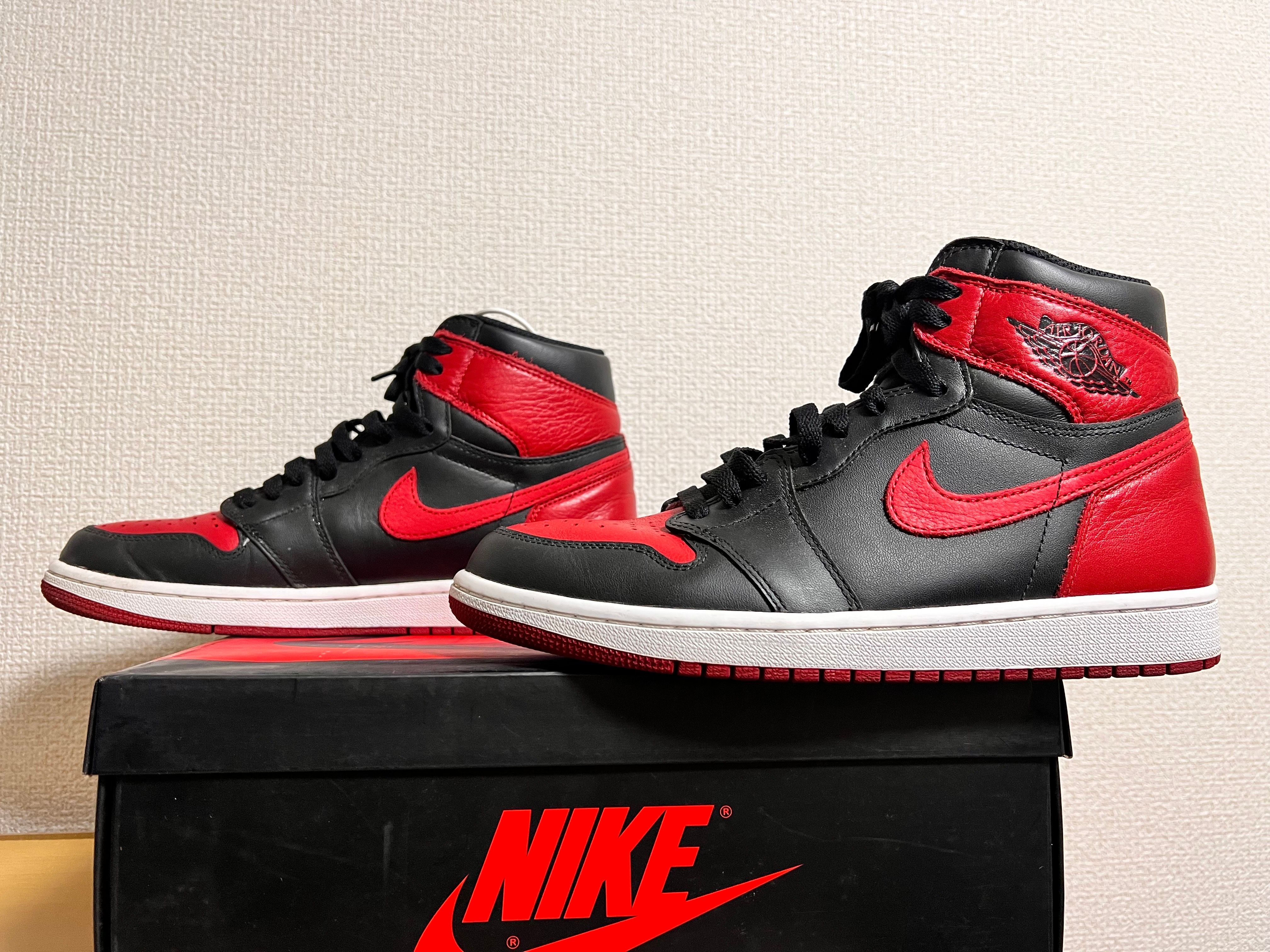 Nike Air Jordan 1 Retro High OG "Bred/Banned" (2016)