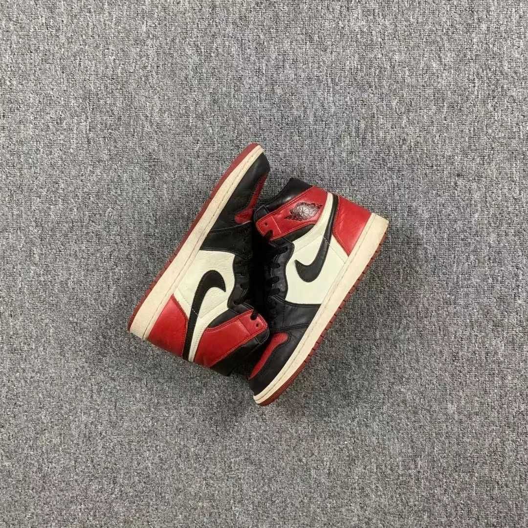 Nike Air Jordan 1 Retro High OG "Bred Toe"