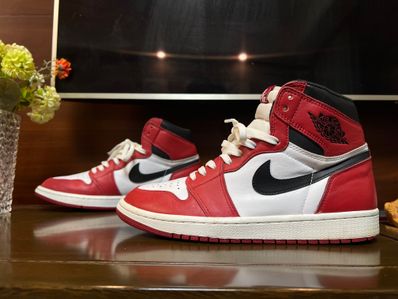 Nike Air Jordan 1 Retro High "Chicago" (2015)