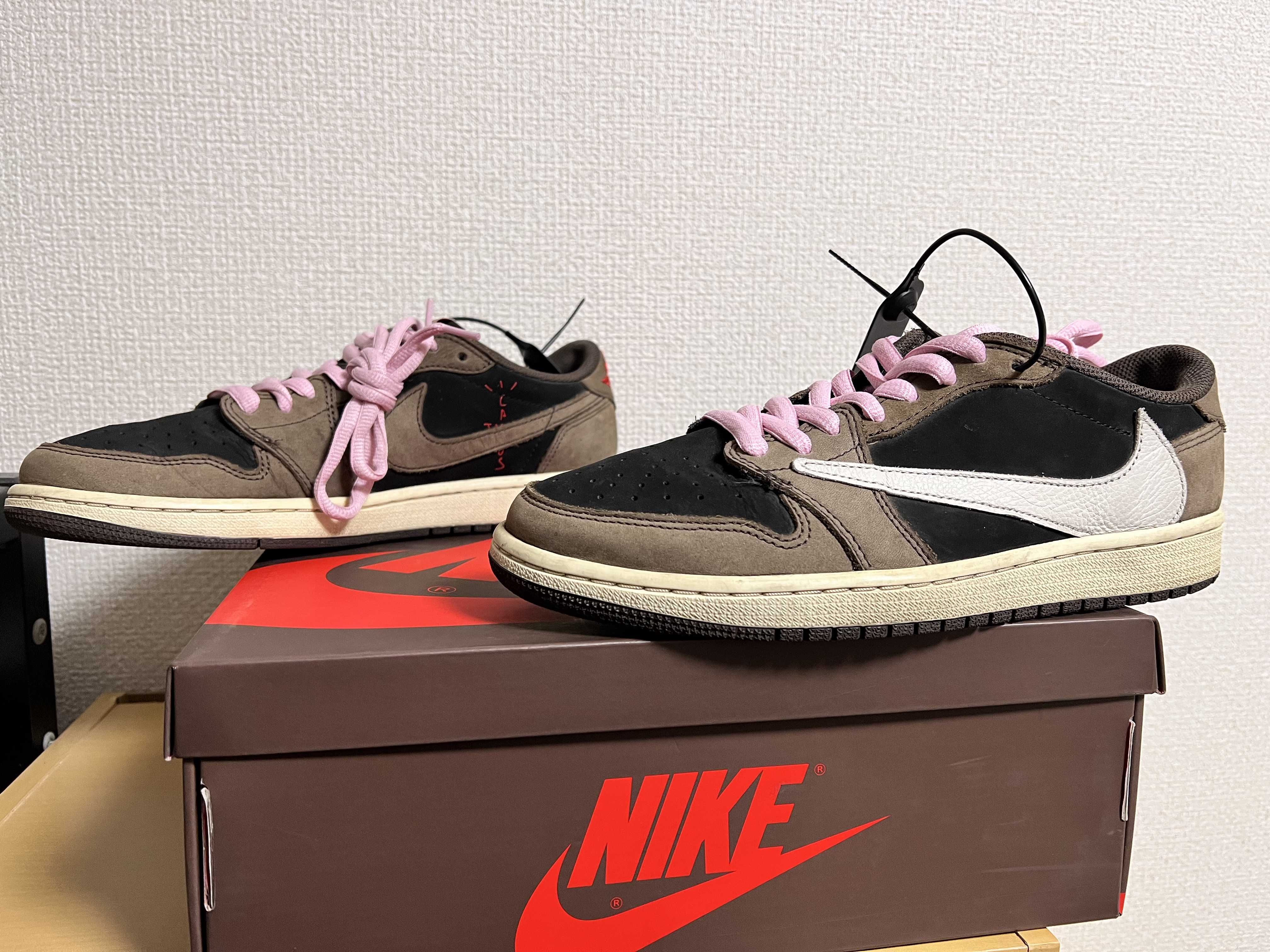 Travis Scott × Nike Air Jordan 1 Low OG SP-T  "Black/Dark Mocha"