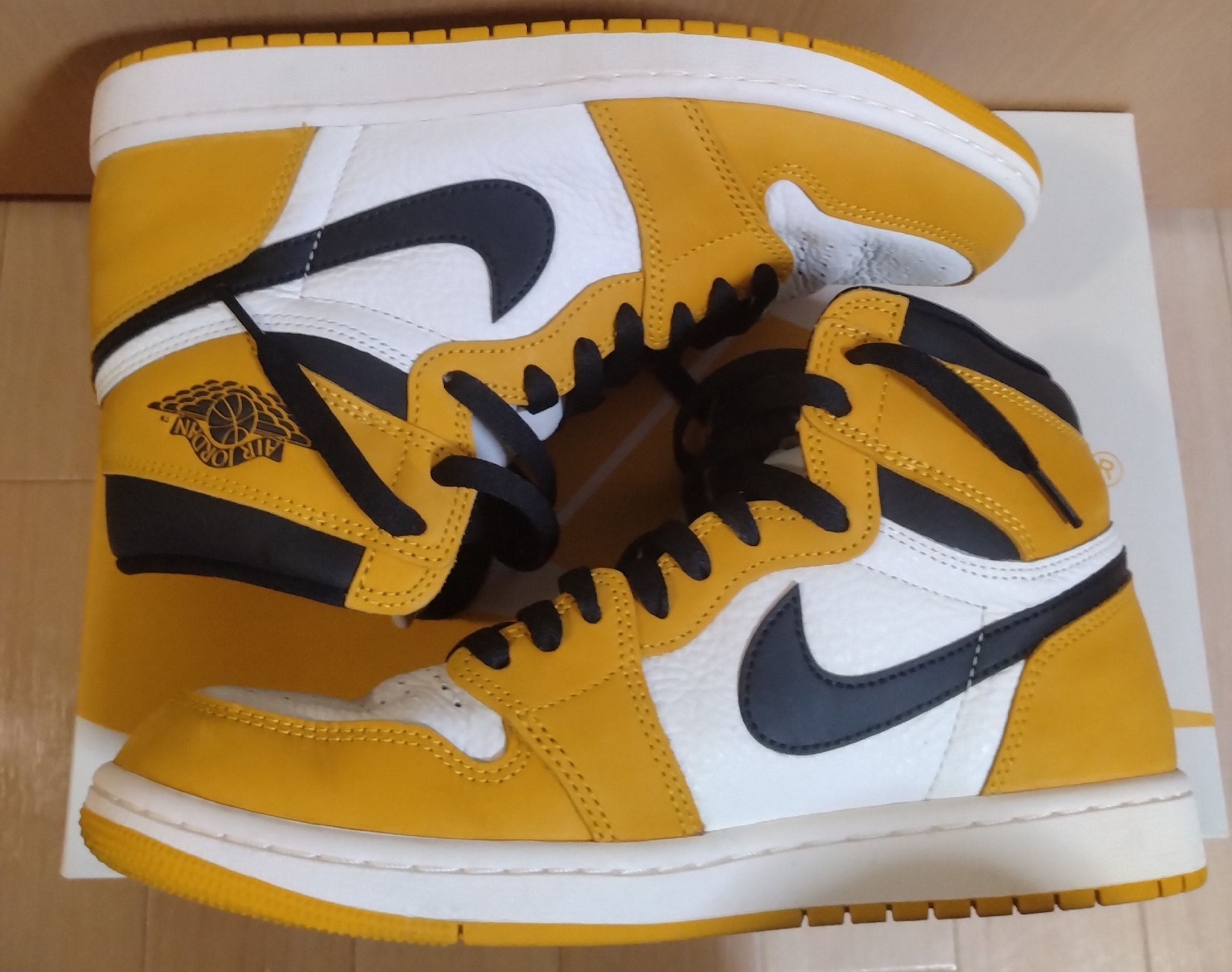 Nike Air Jordan 1 Retro High OG "Yellow Ochre"