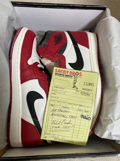 Nike Air Jordan 1 High OG "Lost & Found/Chicago"