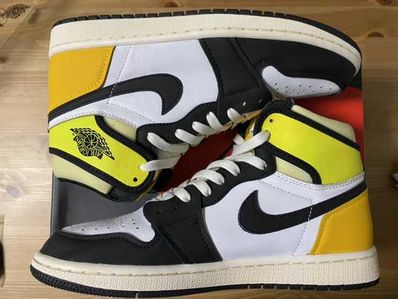 Nike Air Jordan 1 High OG "Volt Gold"