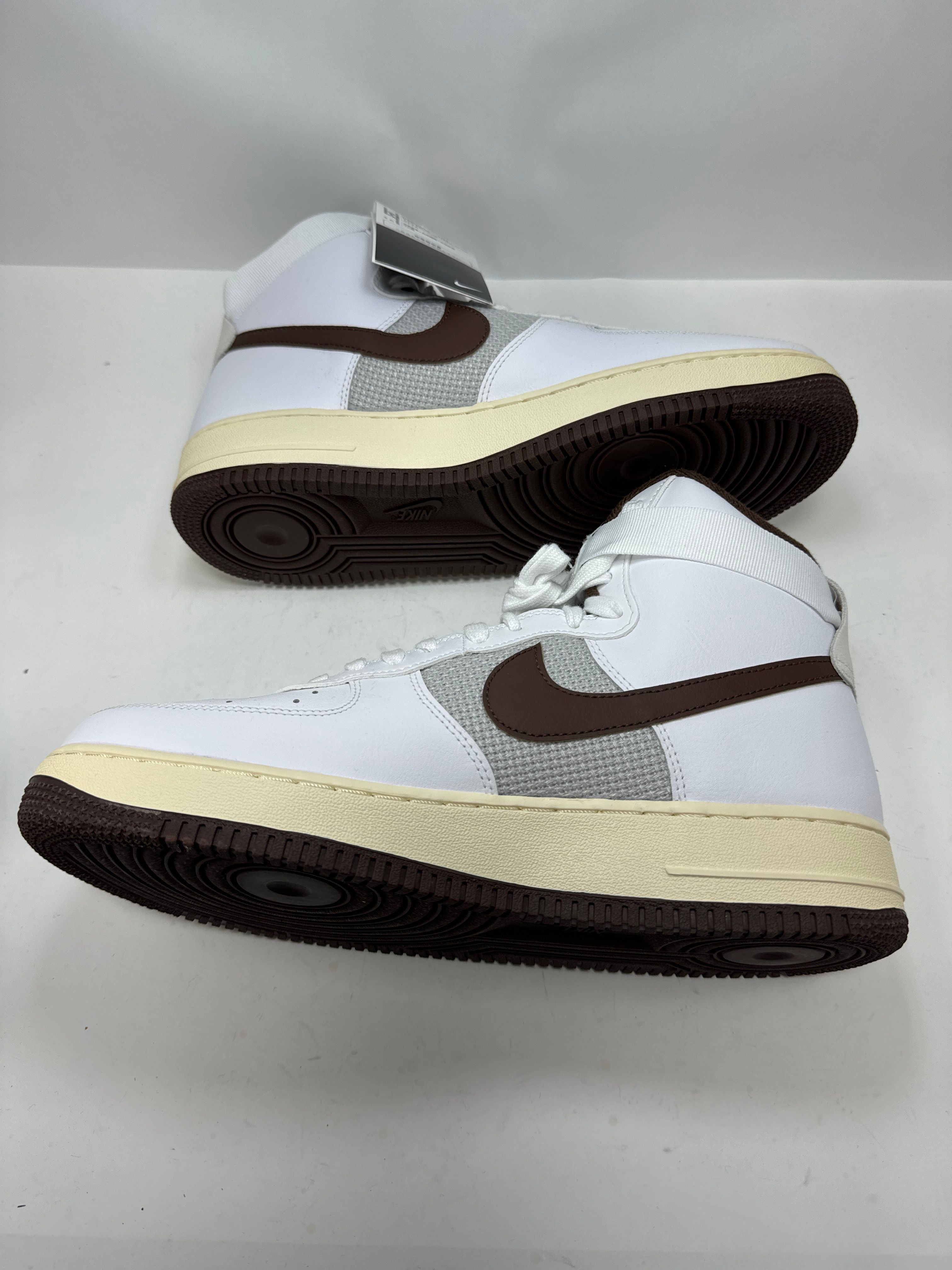 Nike Air Force 1 High "White and Light Chocolate"