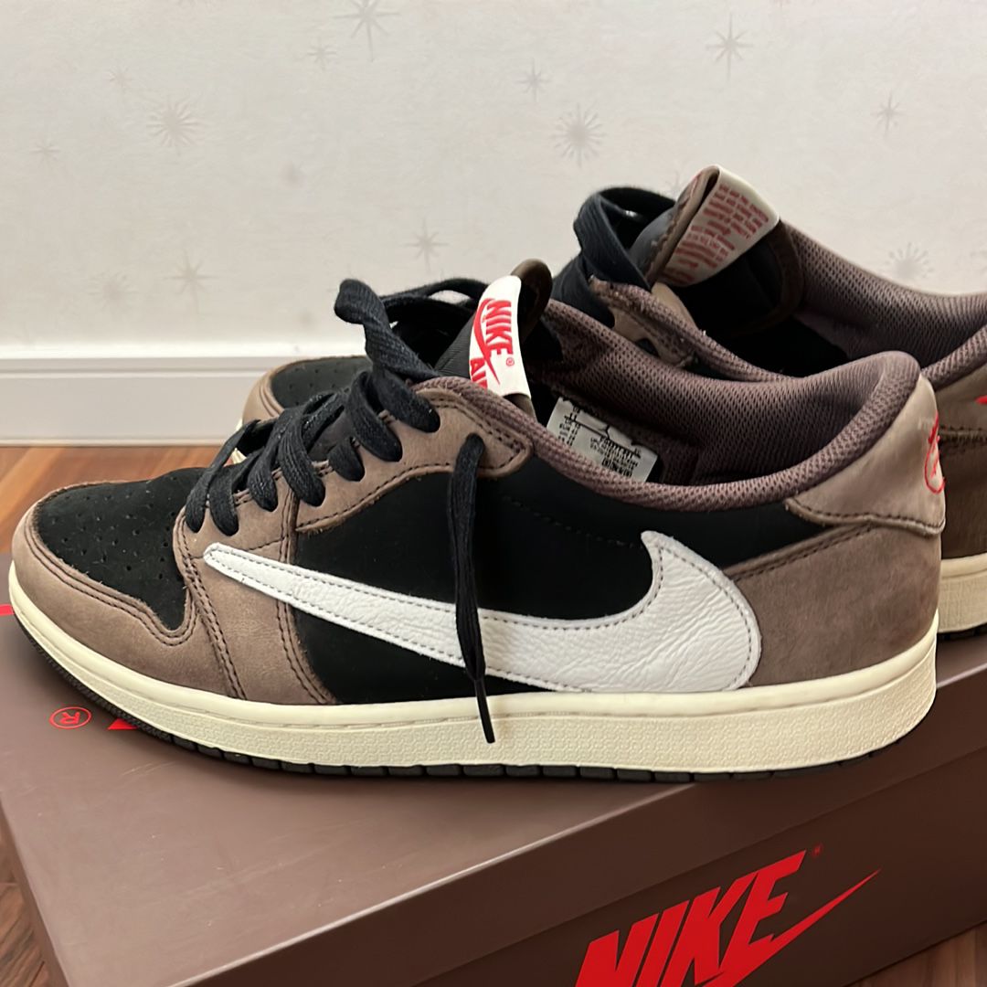 Travis Scott × Nike Air Jordan 1 Low OG SP-T "Black/Dark Mocha"