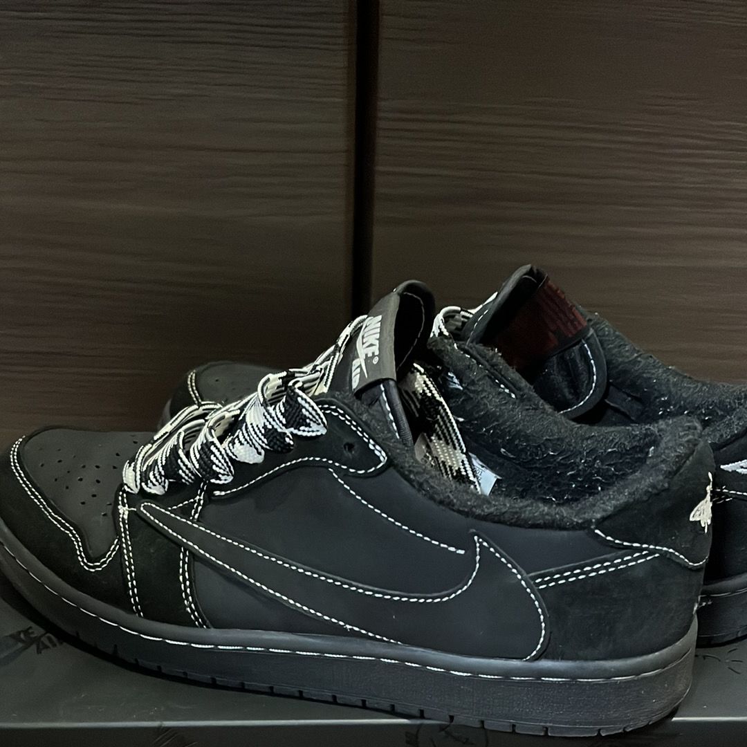 Travis Scott × Nike Air Jordan 1 Low OG SP "Black Phantom"