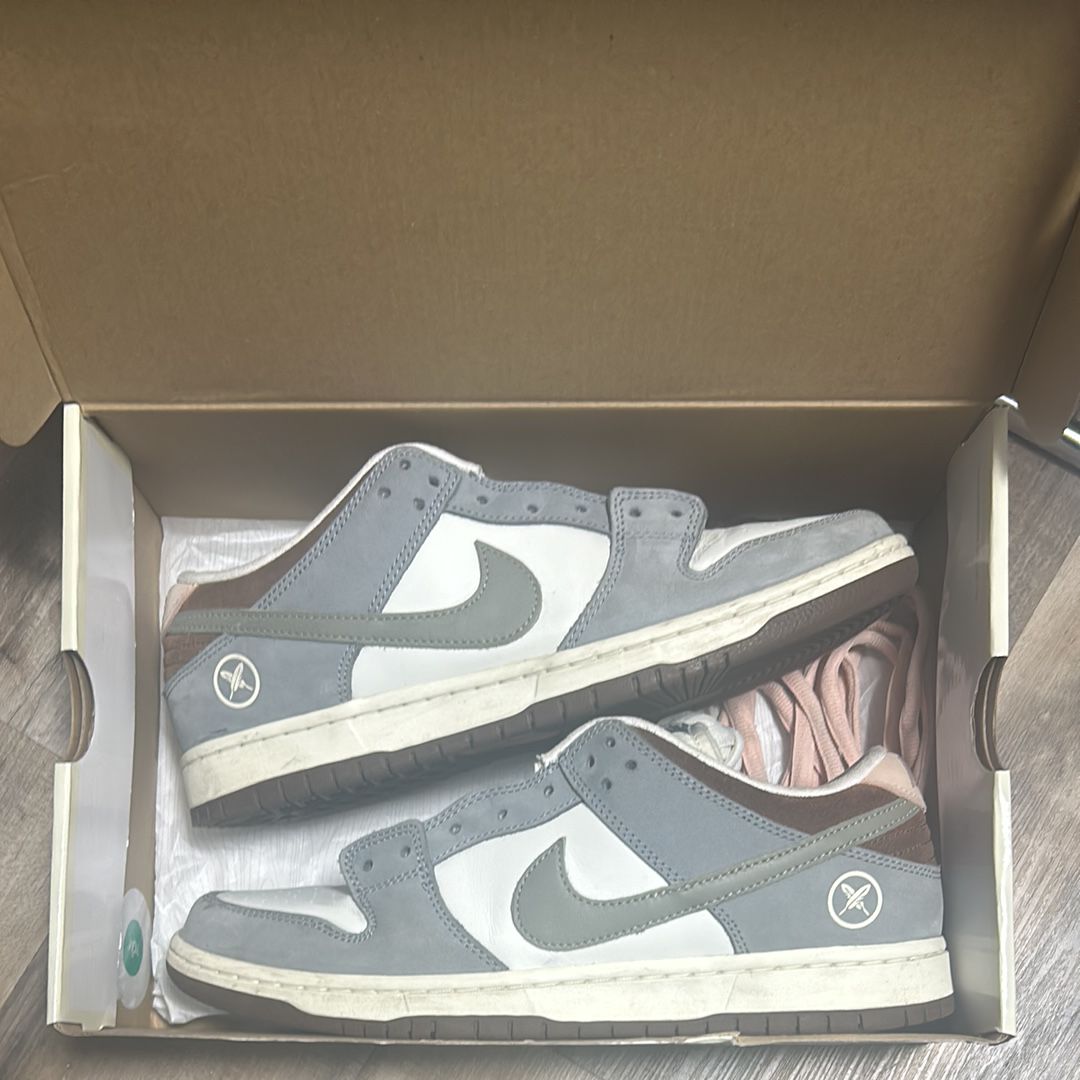 堀米 雄斗(Yuto Horigome) × Nike SB Dunk Low Pro QS "Wolf Grey"