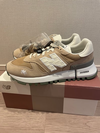 KITH × New Balance RC1300 10th Anniversary "White Pepper"
