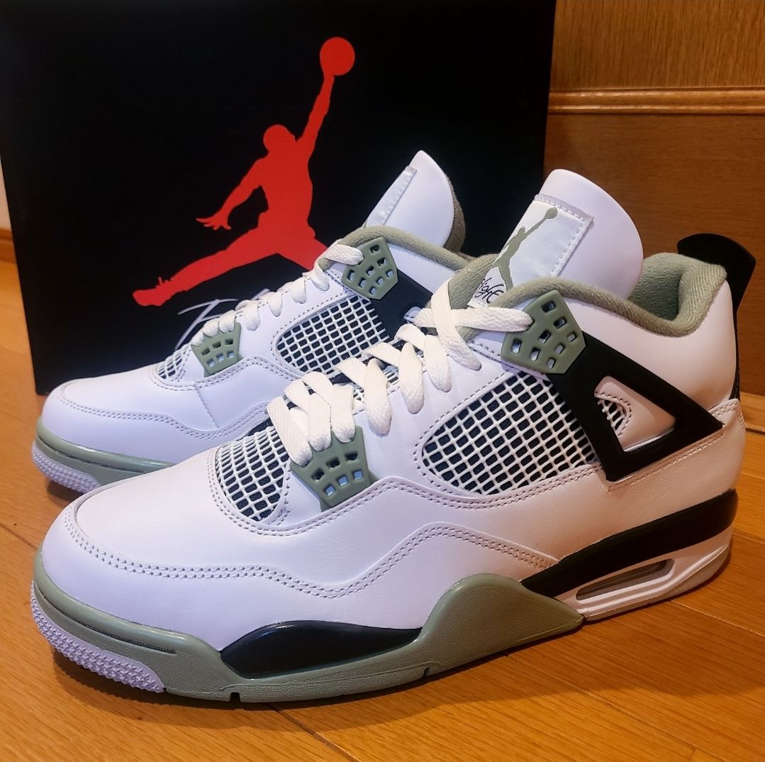 Nike Women's Air Jordan 4 "Oil Green"