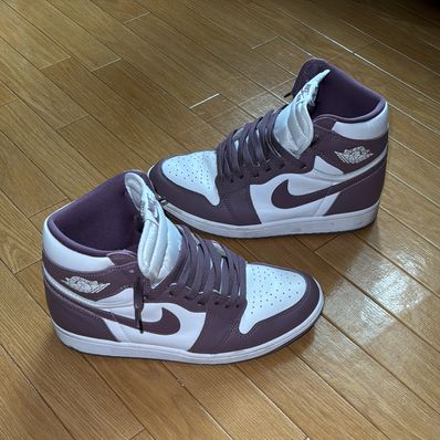 Nike Air Jordan 1 Retro High OG "Mauve"