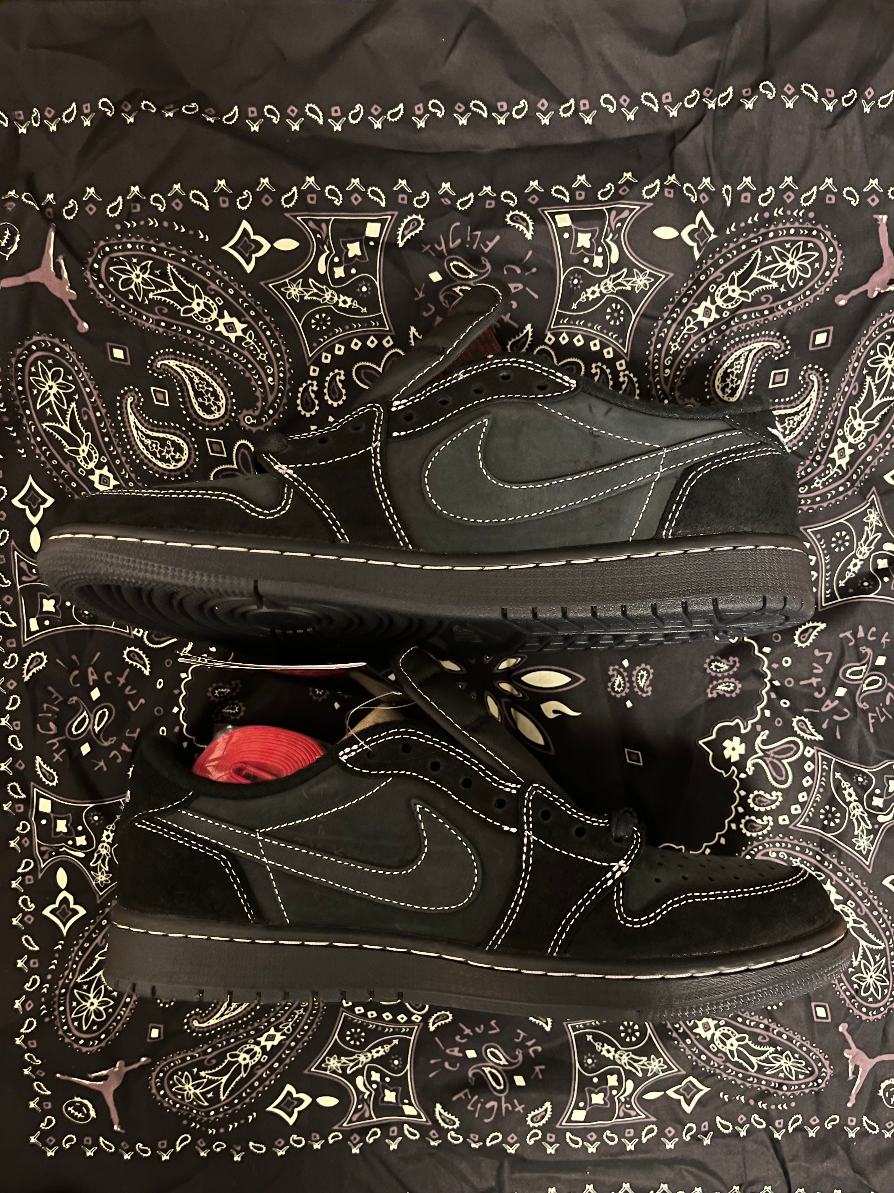 Travis Scott × Nike Air Jordan 1 Low OG SP "Black Phantom"