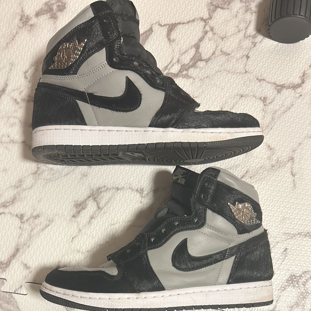 Nike Women's Air Jordan 1 Retro High OG "Medium Grey"
