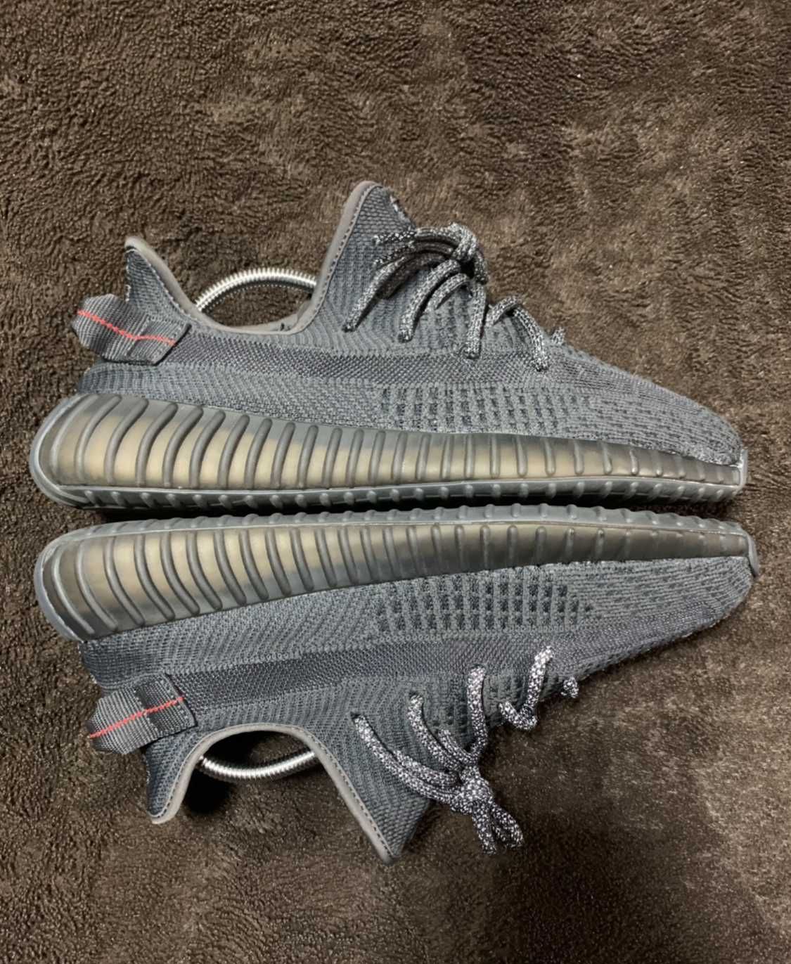 adidas YEEZY Boost 350 V2 "Black"