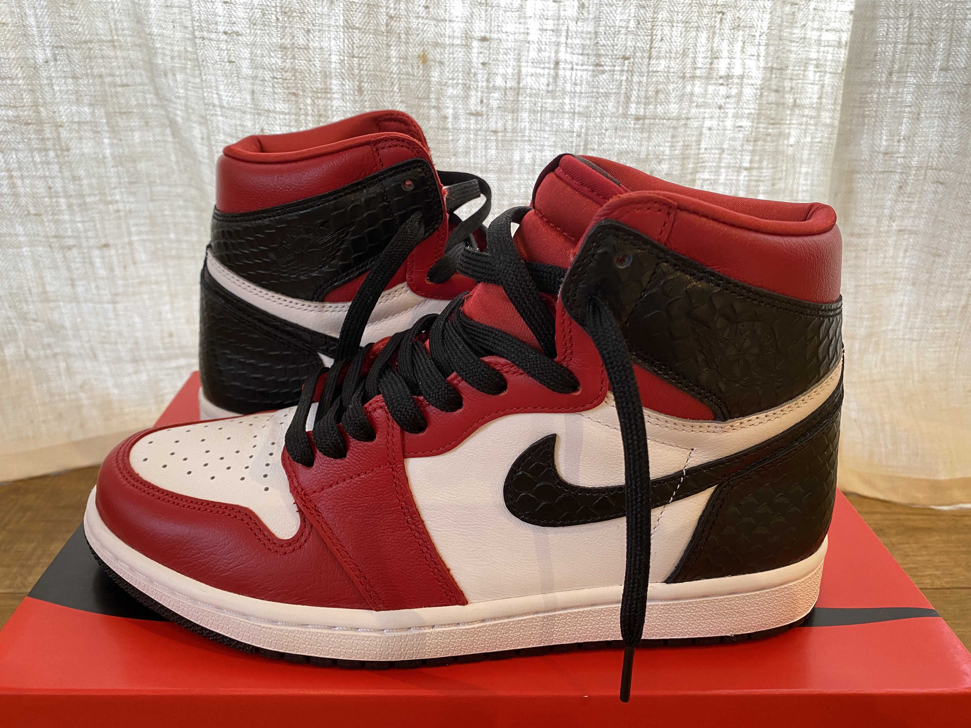 Nike Women's Air Jordan 1 High OG "Satin Red"