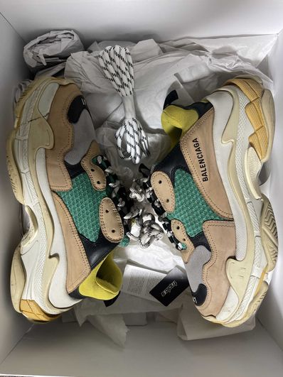 BALENCIAGA Triple S "Beige/Green/Yellow"