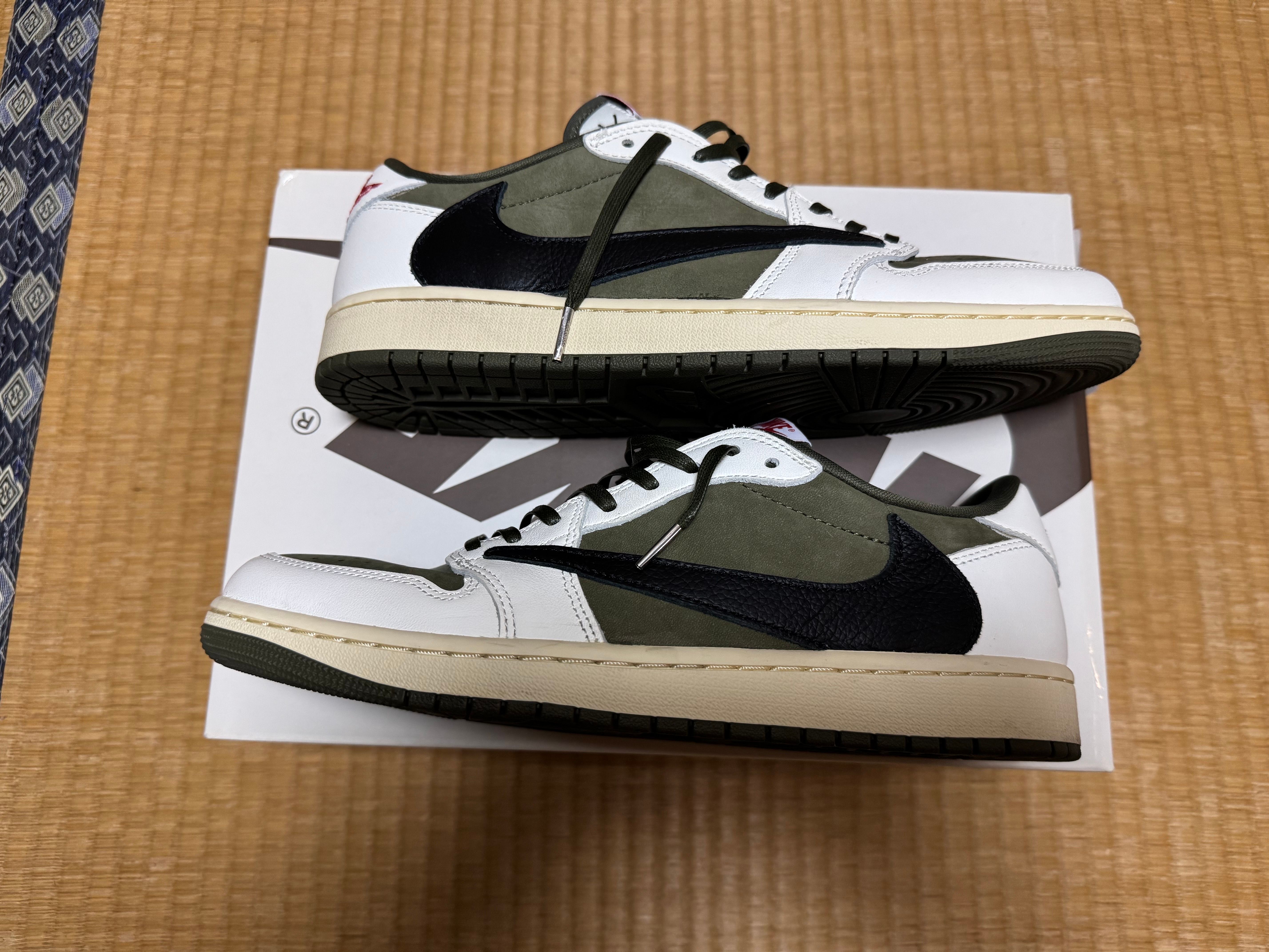 Travis Scott × Nike Air Jordan 1 Low OG SP "Reverse Olive"