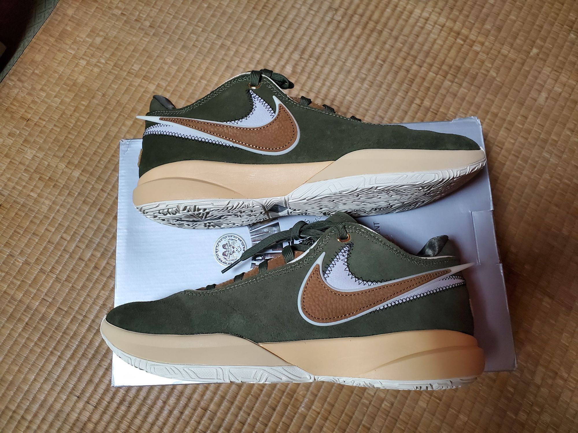 Nike LeBron 20 "Olive Suede"