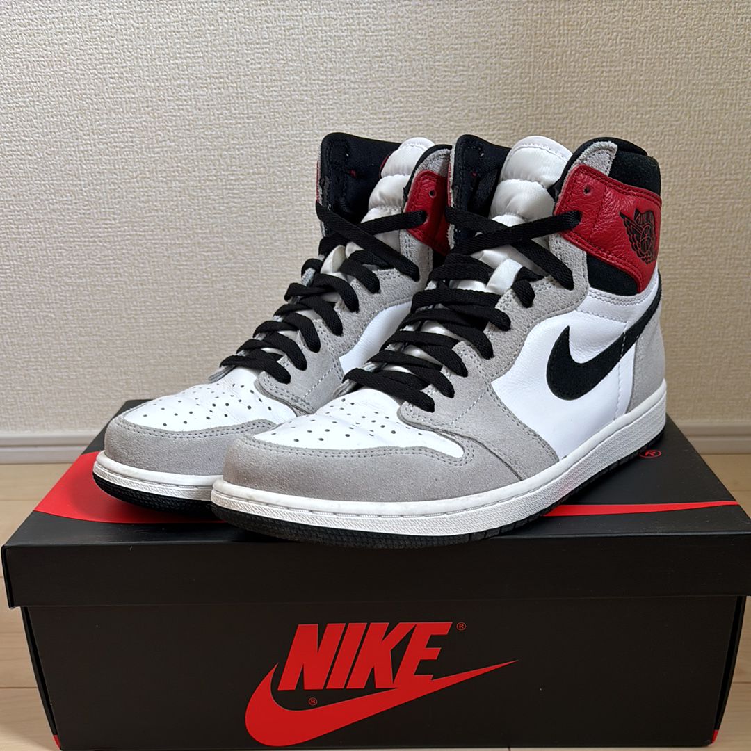 Nike Air Jordan 1 High OG "White/Black/Light Smoke Grey"