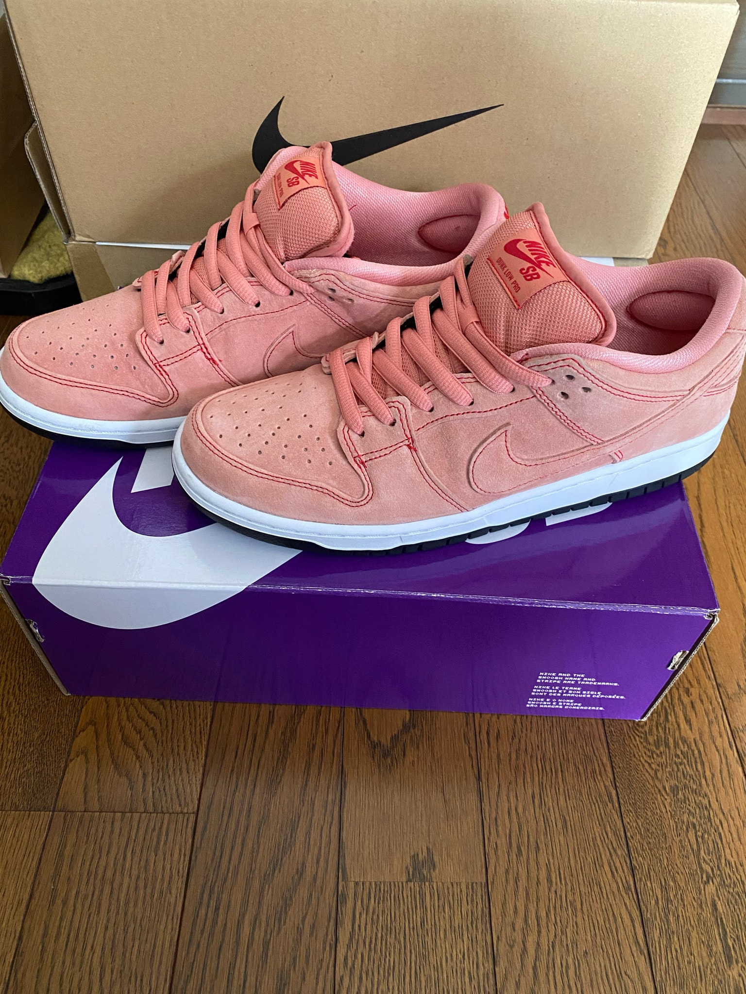 Nike SB Dunk Low "Pink Pig"