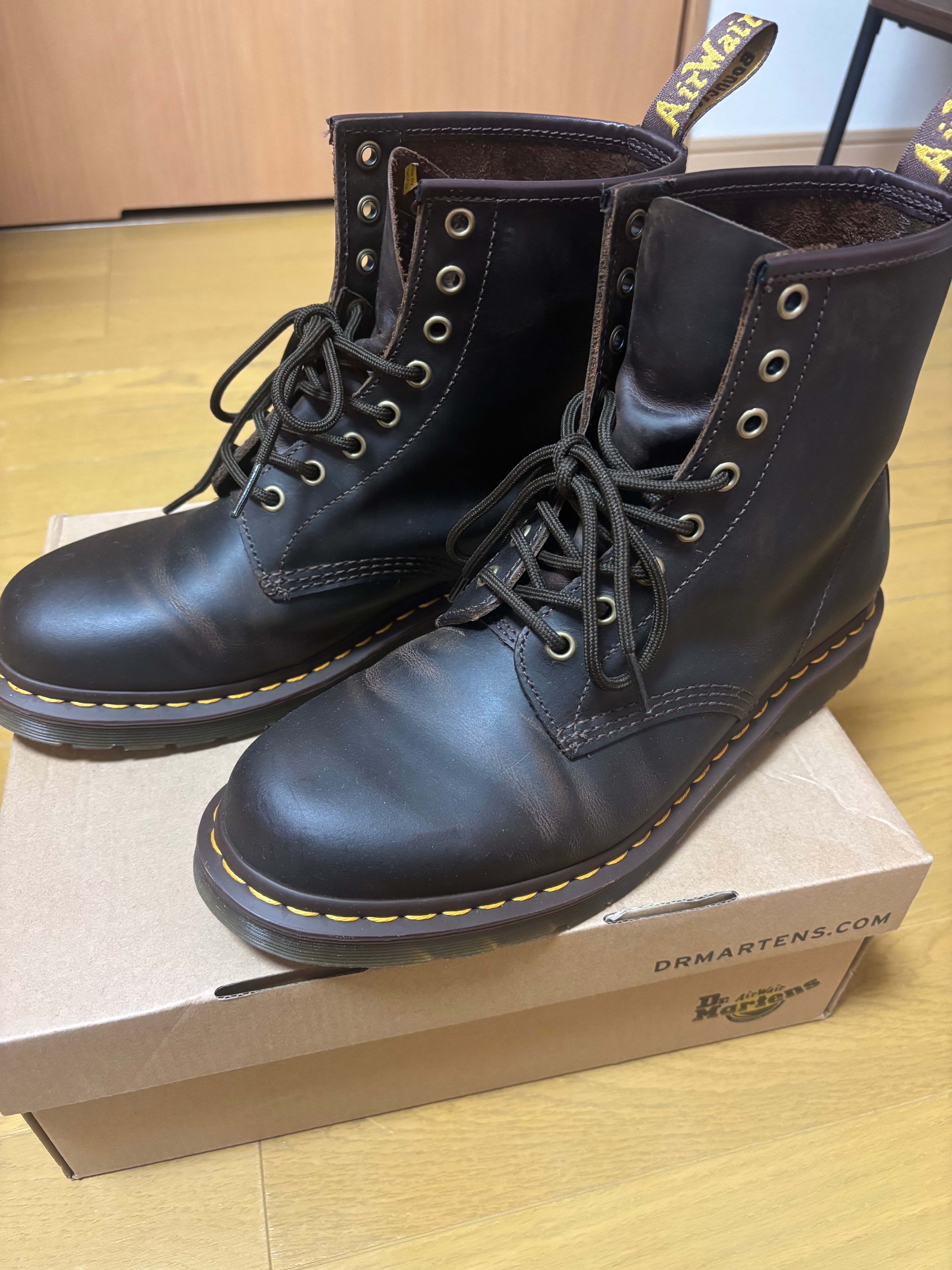 ドクターマーチン 1460 8ホール ブーツ "ダークブラウン"