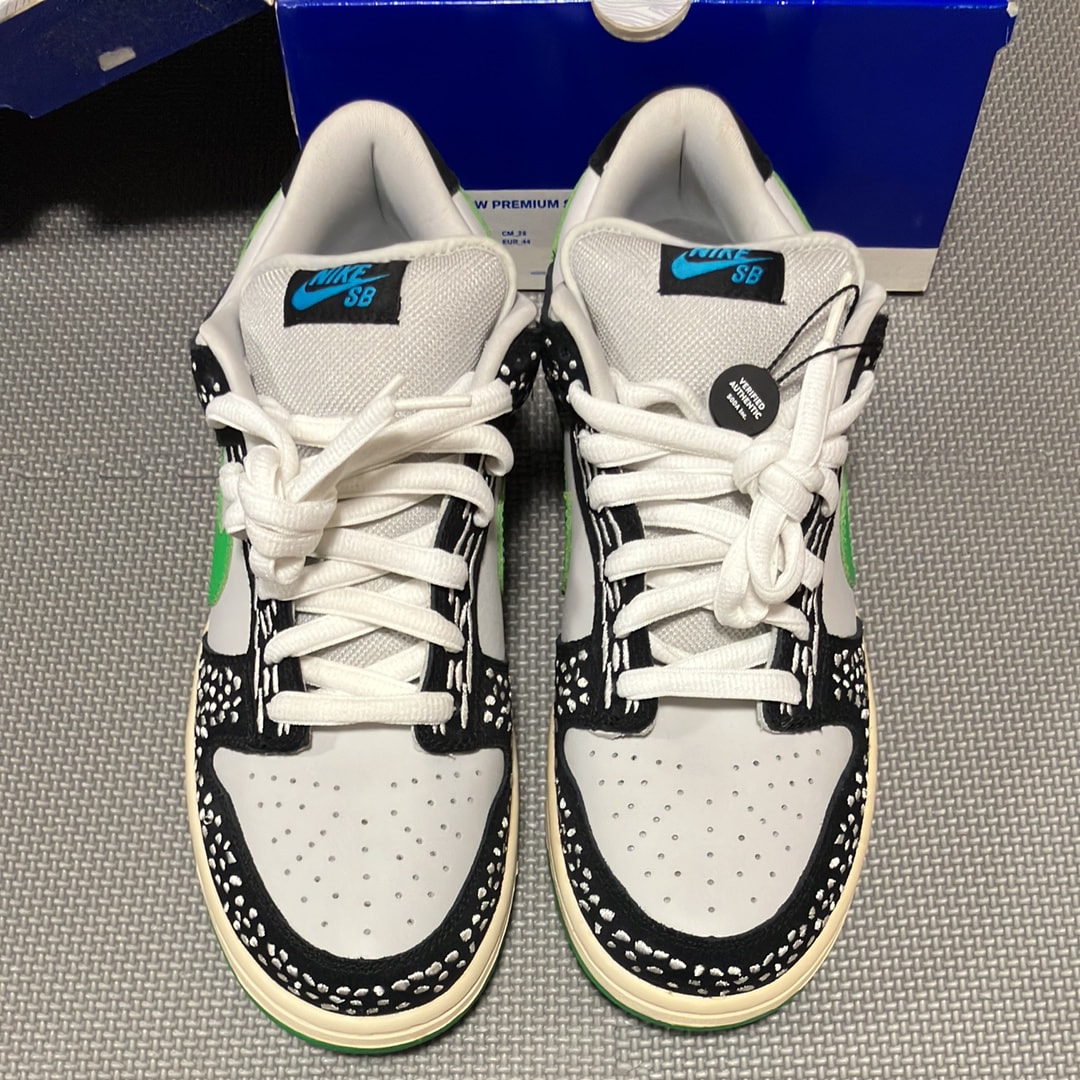 ナイキ SB ダンク ロー 