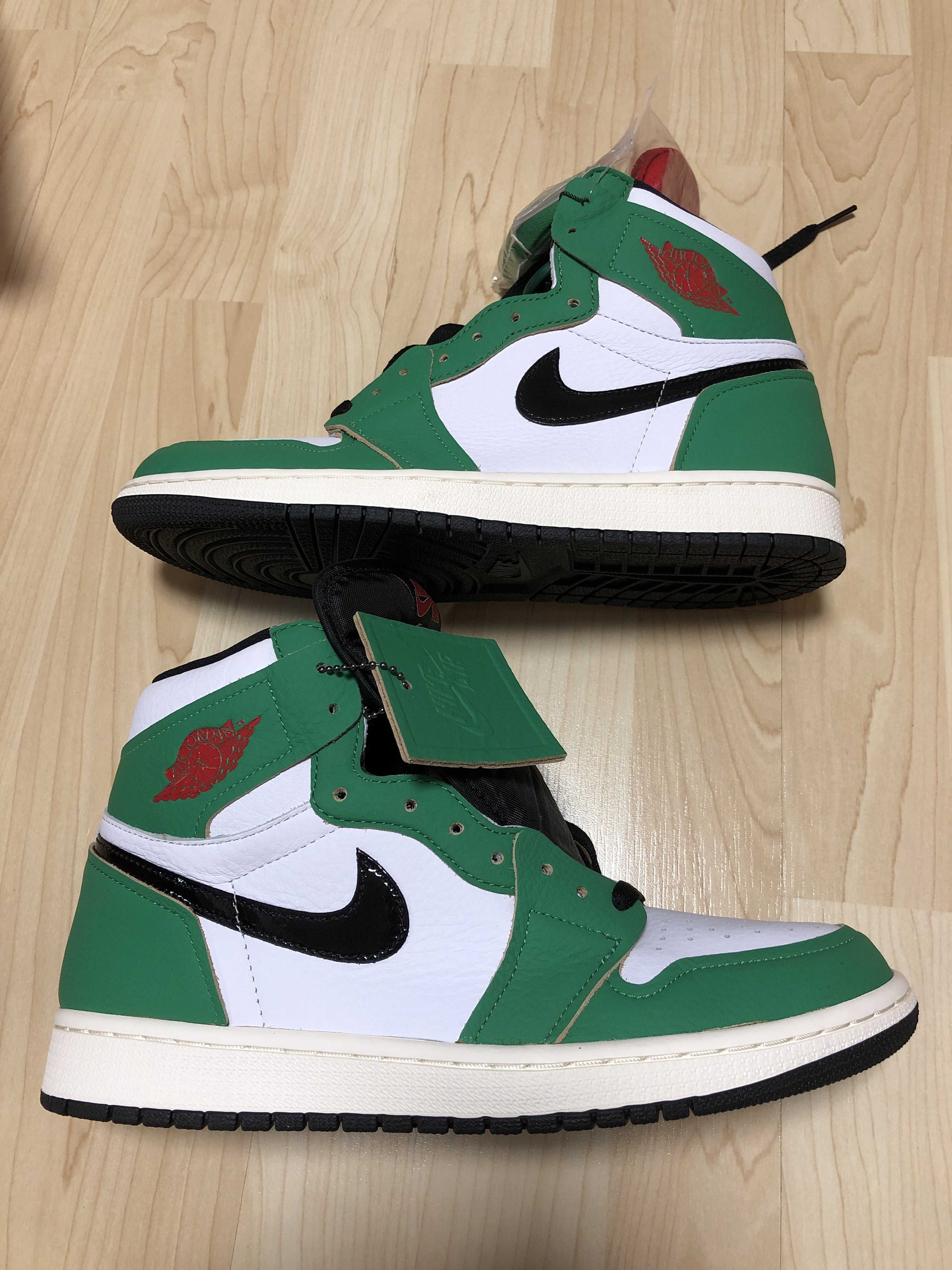 Nike Women's Air Jordan 1 High OG "Lucky Green/White-Sail-Black"