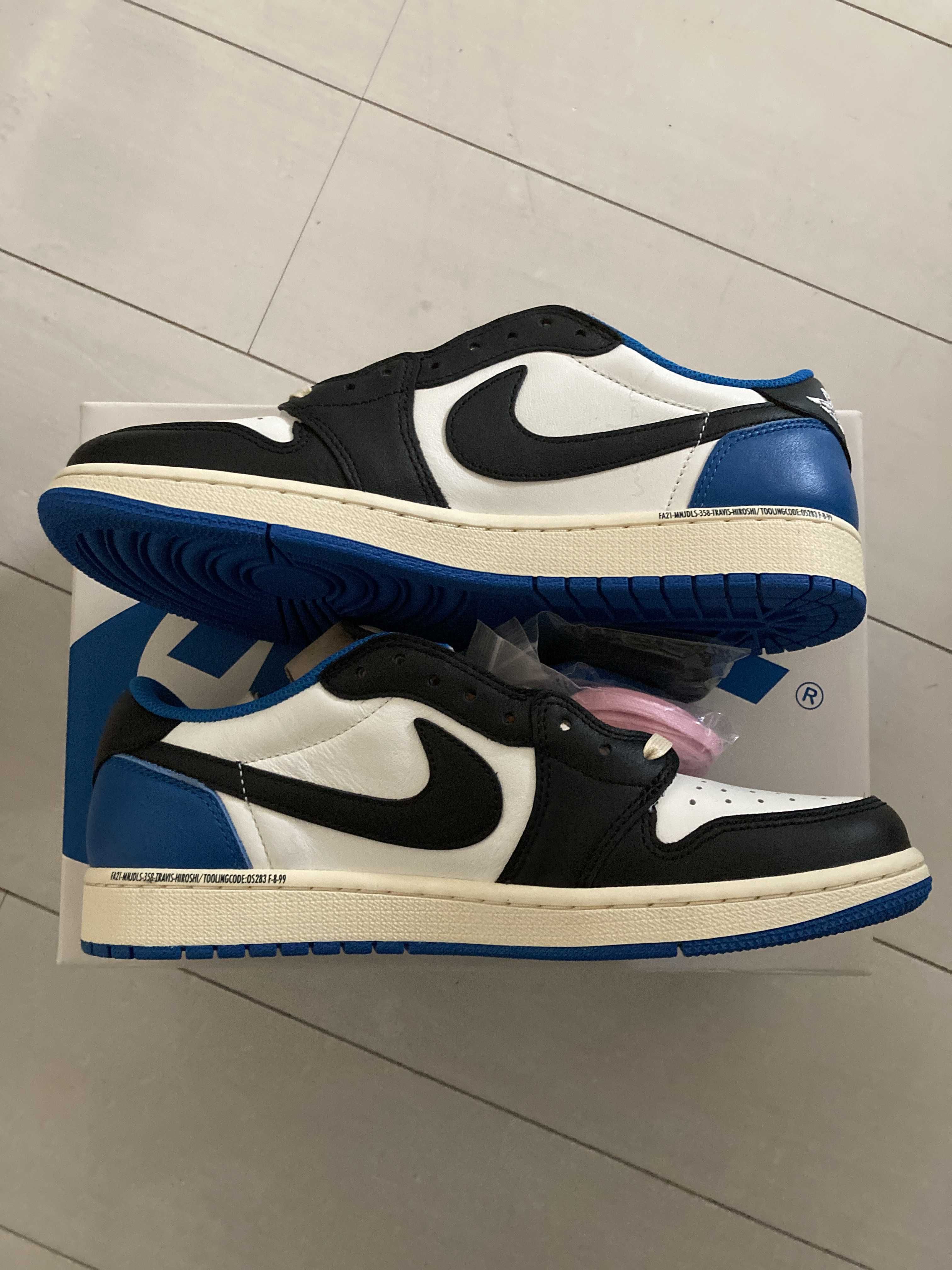 Travis Scott × fragment design × Nike Air Jordan 1 Low OG SP "Military Blue"