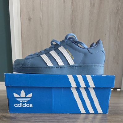 King Gnu Daiki Tsuneta × atmos × adidas Superstar "Blue"