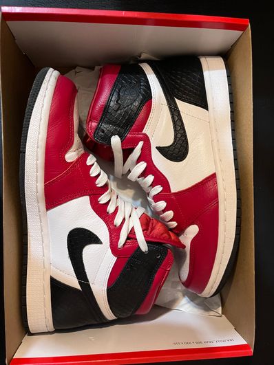 Nike Women's Air Jordan 1 High OG "Satin Red"