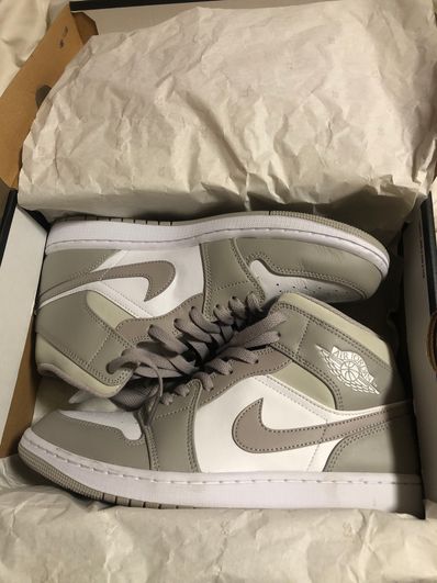 Nike Air Jordan 1 Mid "Linen"
