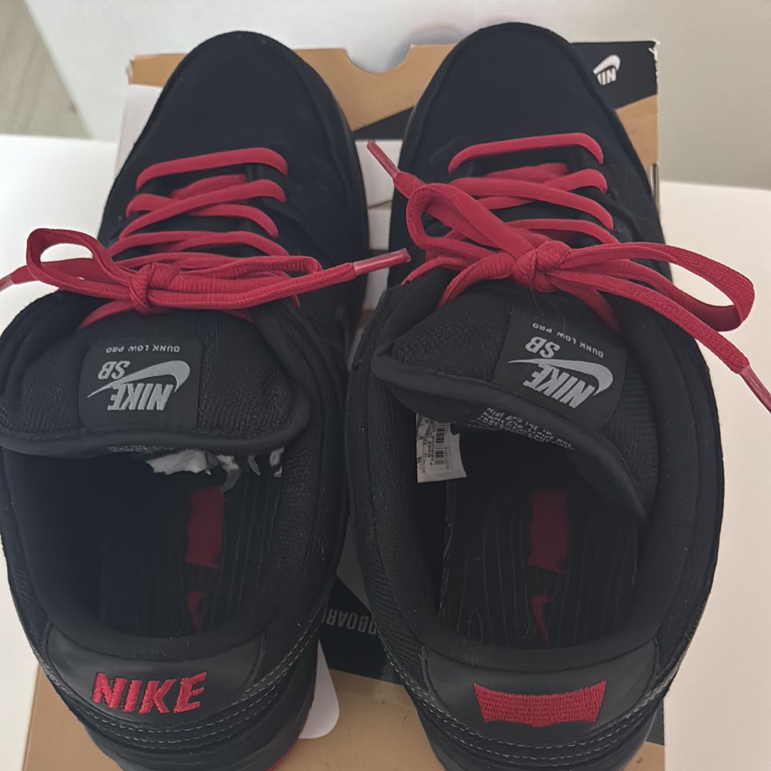 Levi's × Nike SB Dunk Low Pro Premium 