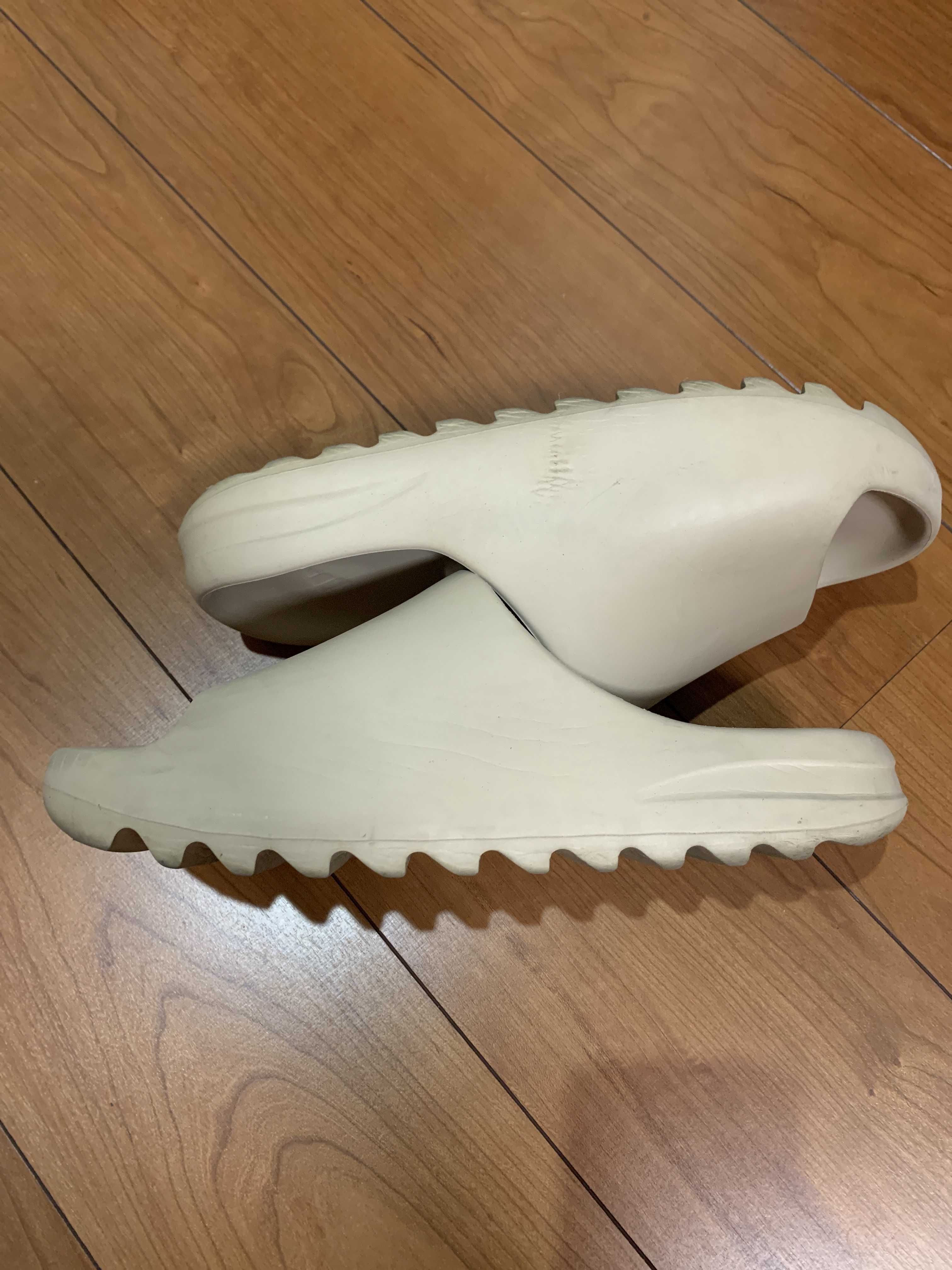 adidas YEEZY Slide "Pure" (GW1934)