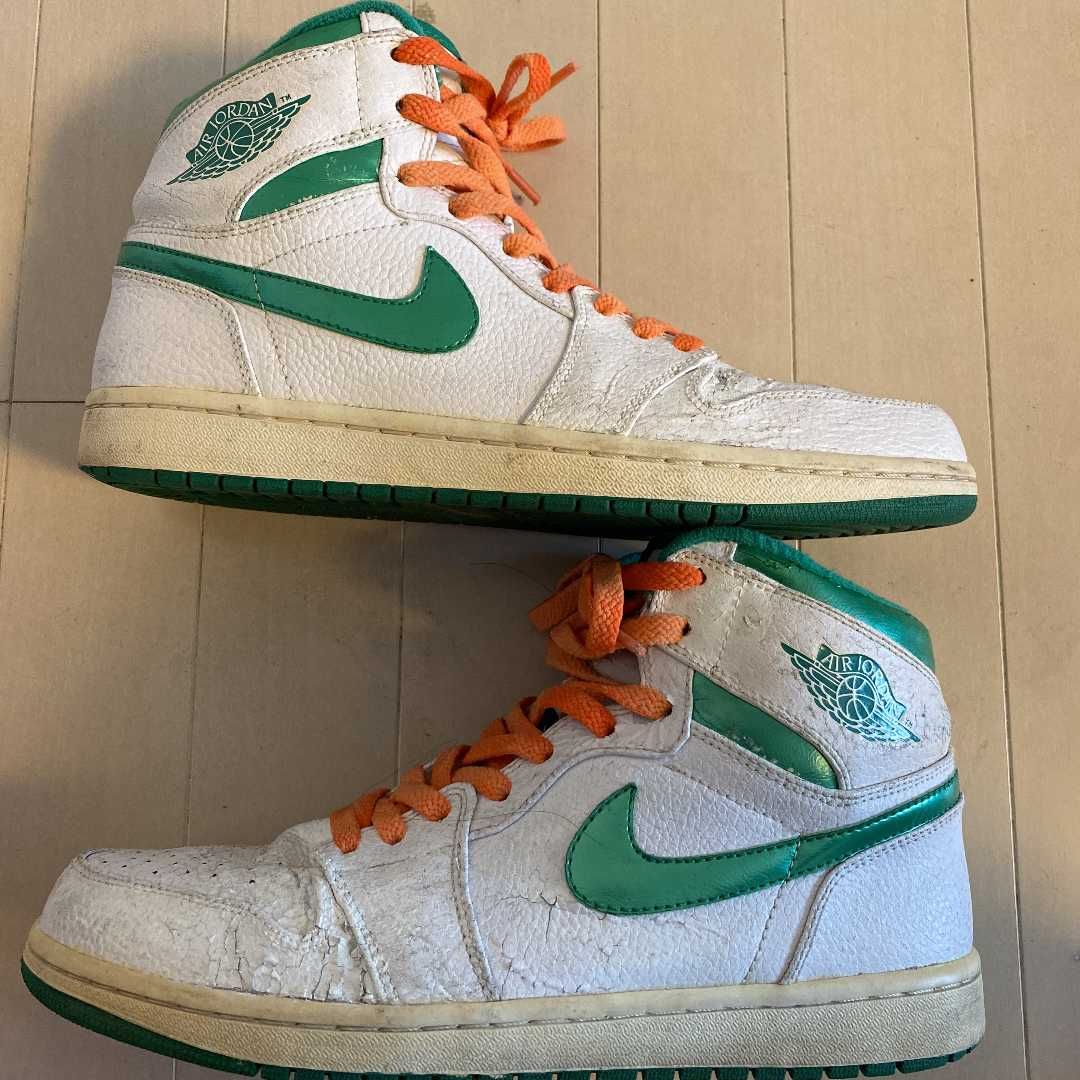 Nike Air Jordan 1 Retro High OG "Black/Pine Green" (2020)