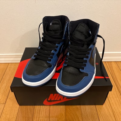Nike Air Jordan 1 Retro High OG "Dark Marina Blue"