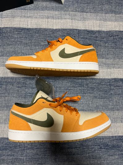 Nike Air Jordan 1 Low "Light Curry/Medium Olive"