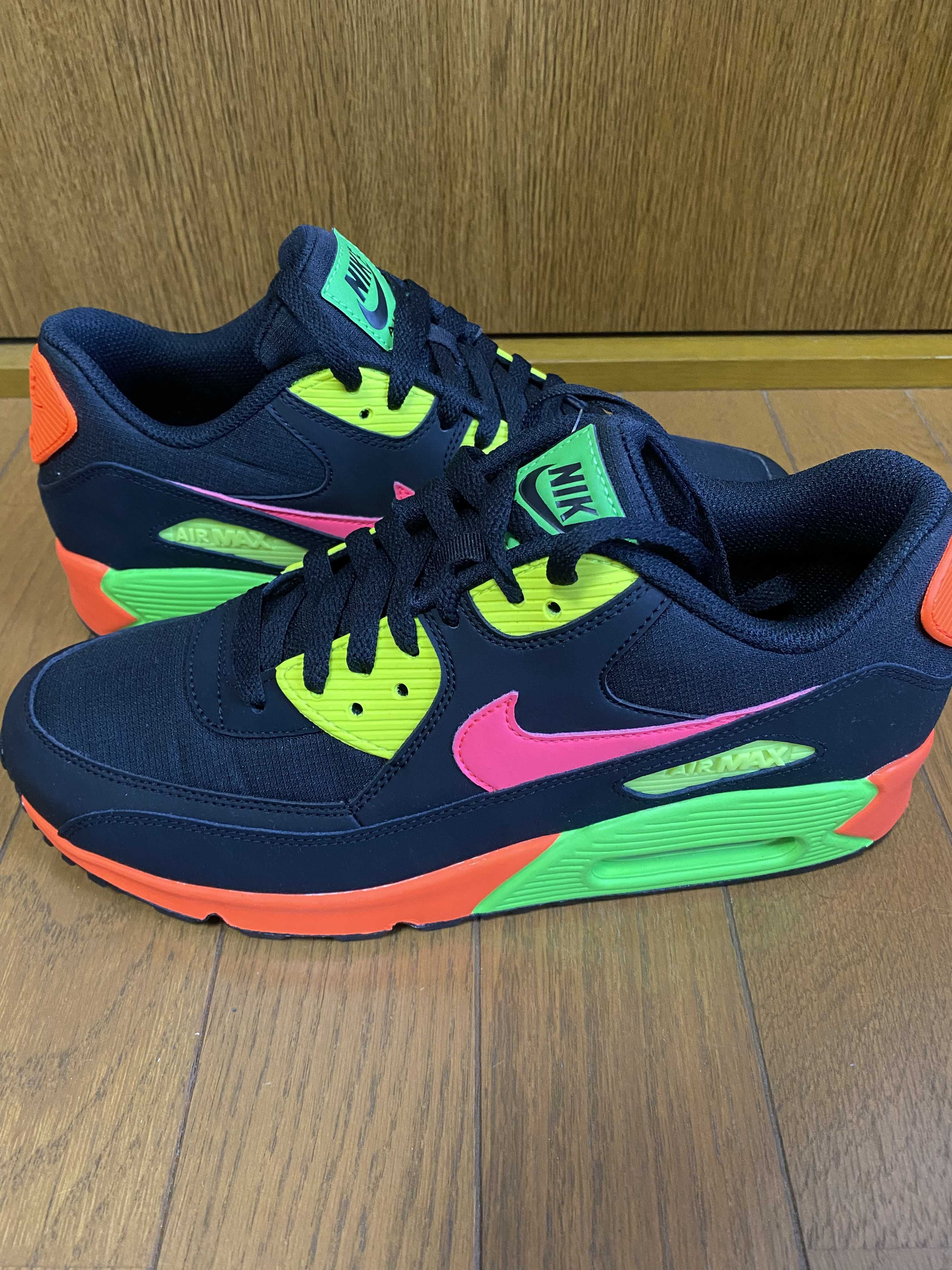 NIKE AIR MAX 90 "TOKYO NEON"
