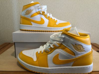 Nike Women's Air Jordan 1 Mid "Lemon"