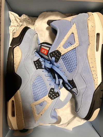 Nike Air Jordan 4 "University Blue"