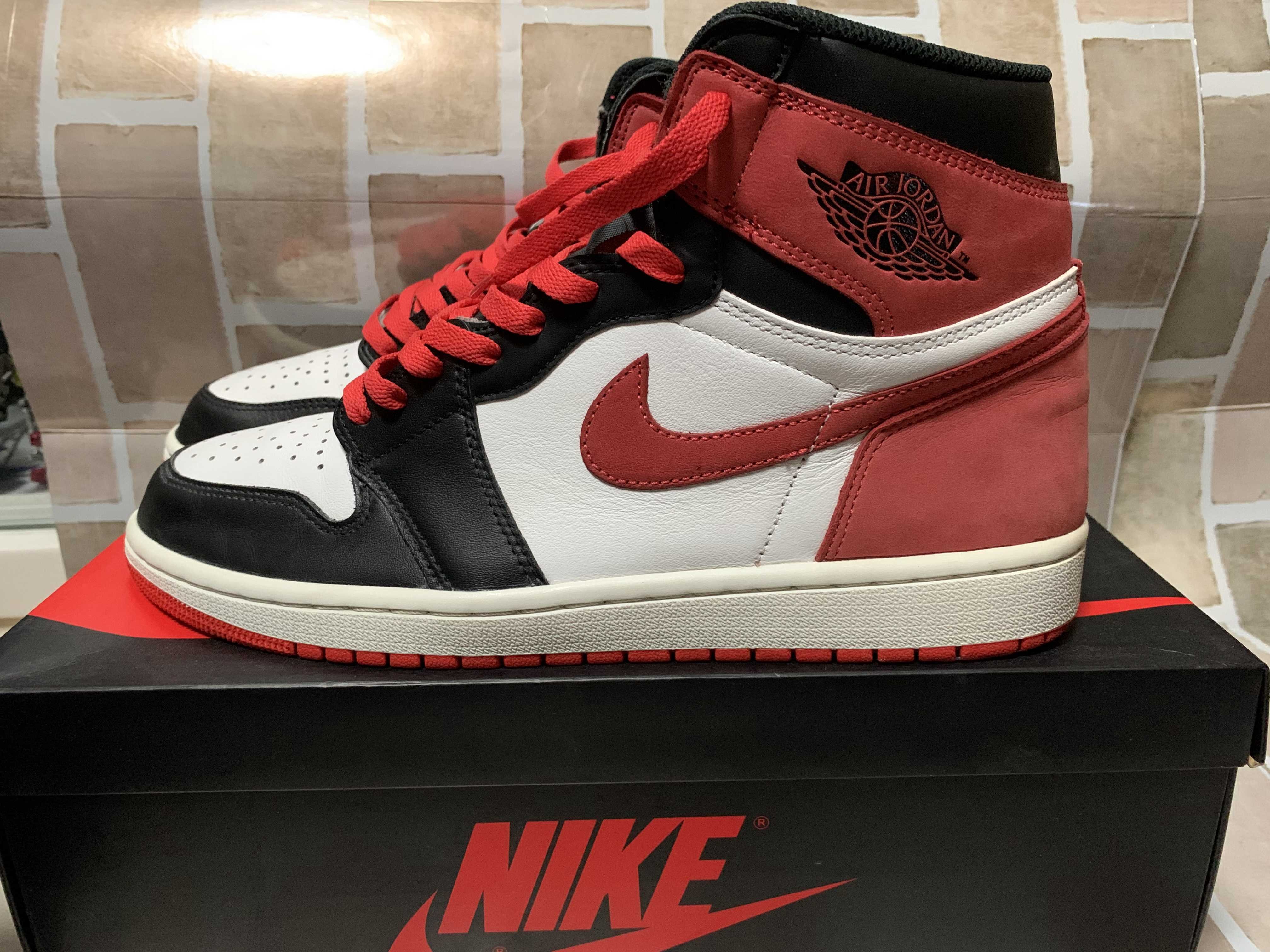 NIKE AIR JORDAN 1 RETRO HIGH "TRACK RED"