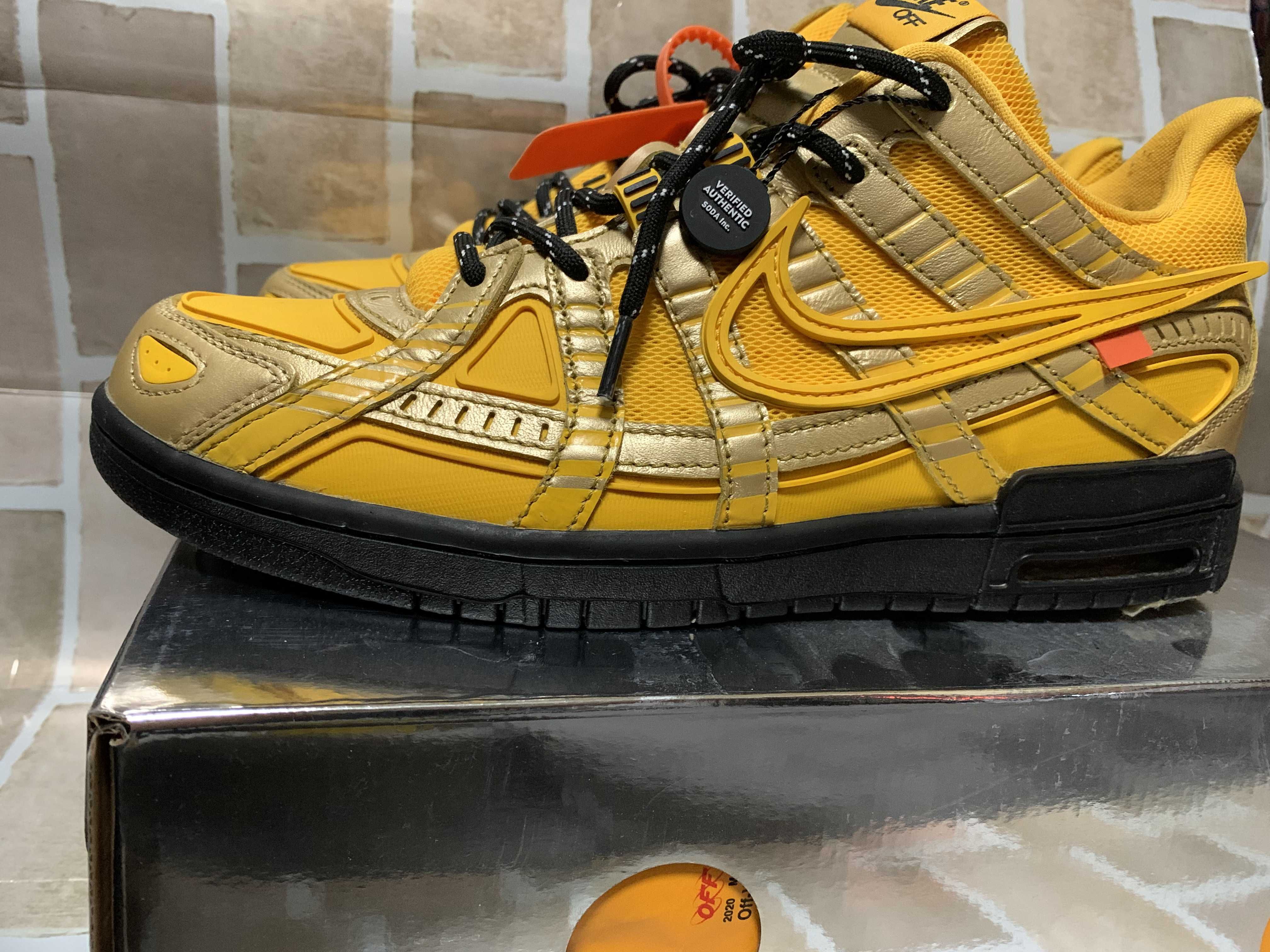 Off-White × Nike Air Rubber Dunk "University Gold" 