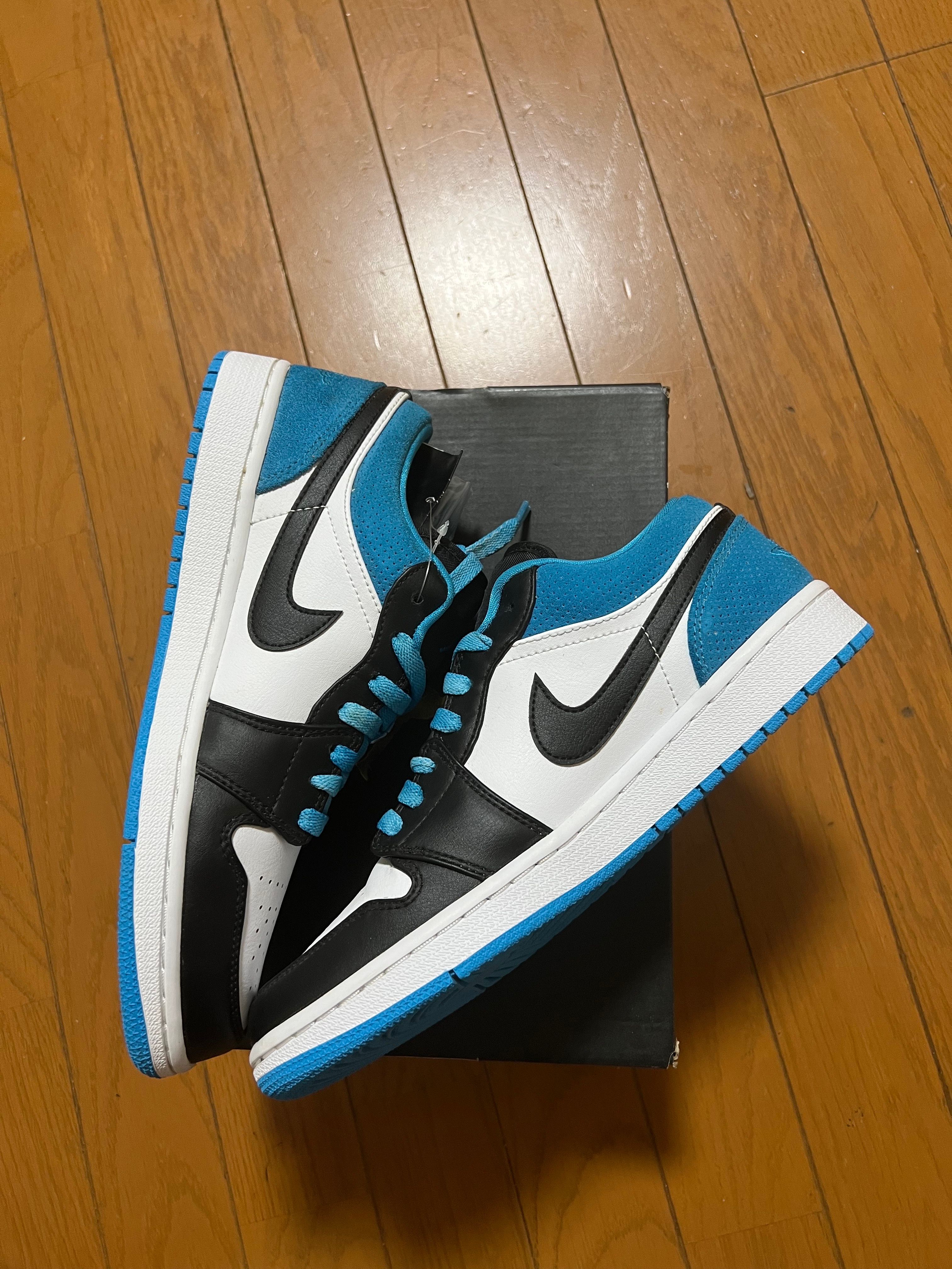 Nike Air Jordan 1 Low SE "Black/Laser Blue/White"