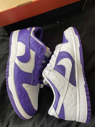 Nike Women's Dunk Low "Made You Look"