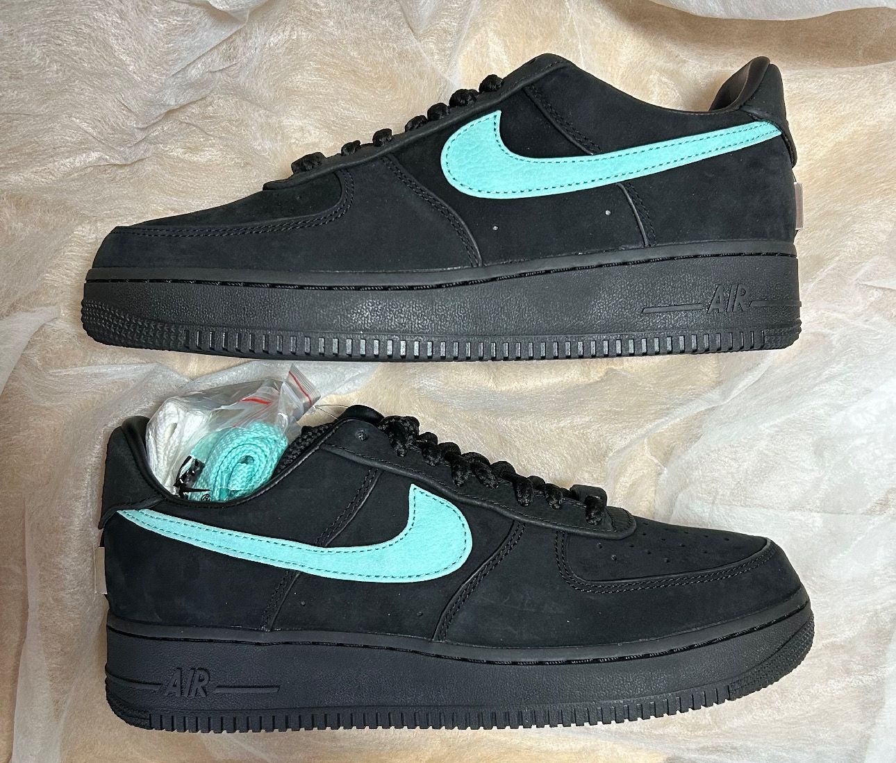 Tiffany & Co. × Nike Air Force 1 Low "1837"