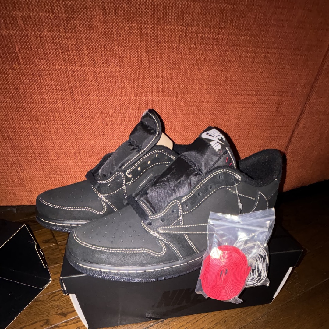Travis Scott × Nike Air Jordan 1 Low OG SP "Black Phantom"