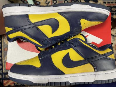 Nike Dunk Low "Michigan"