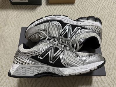 New Balance 860V2 "Silver"