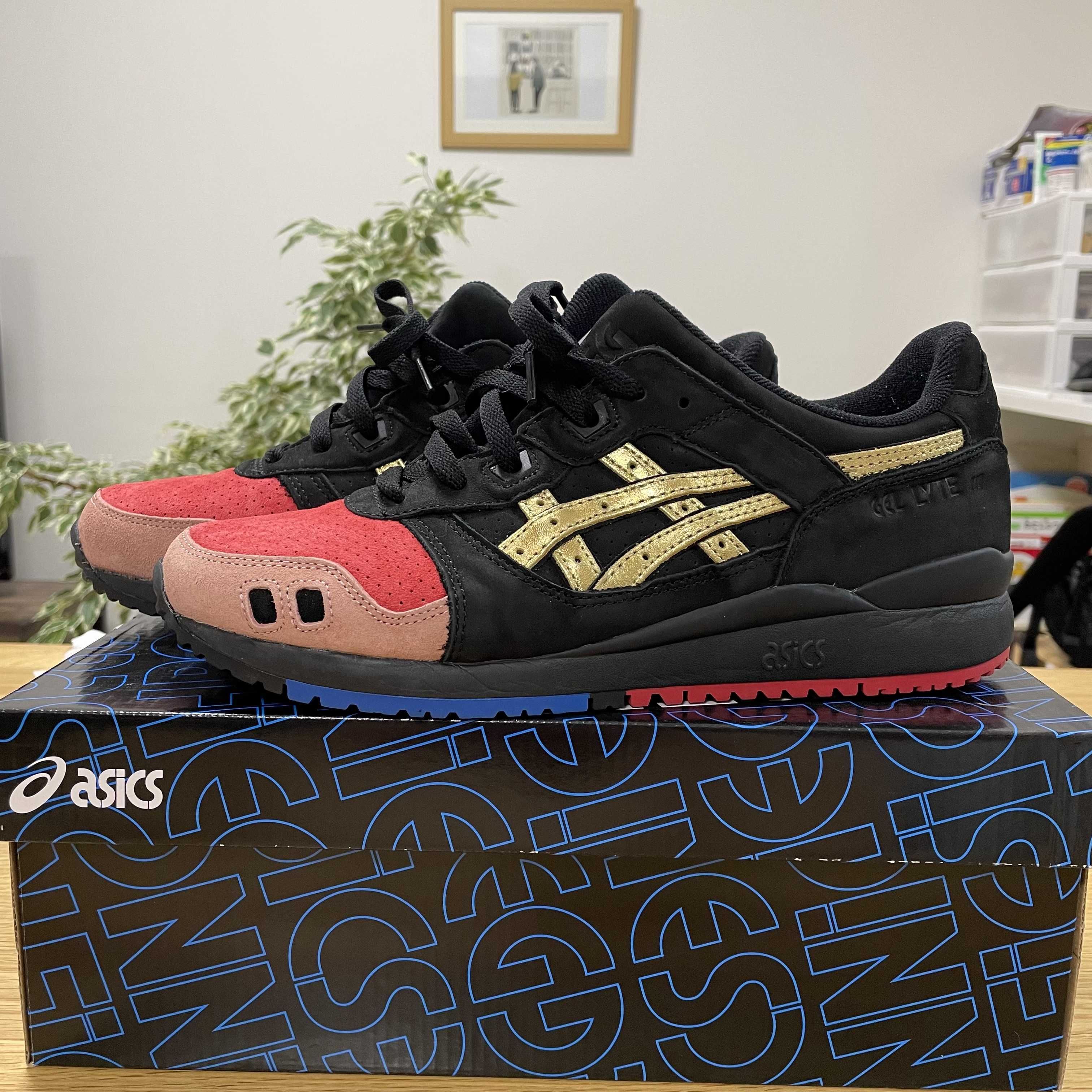 Ronnie Fieg × Asics Gel-Lyte III Tokyo Trio 252.1 "Black/Gold"